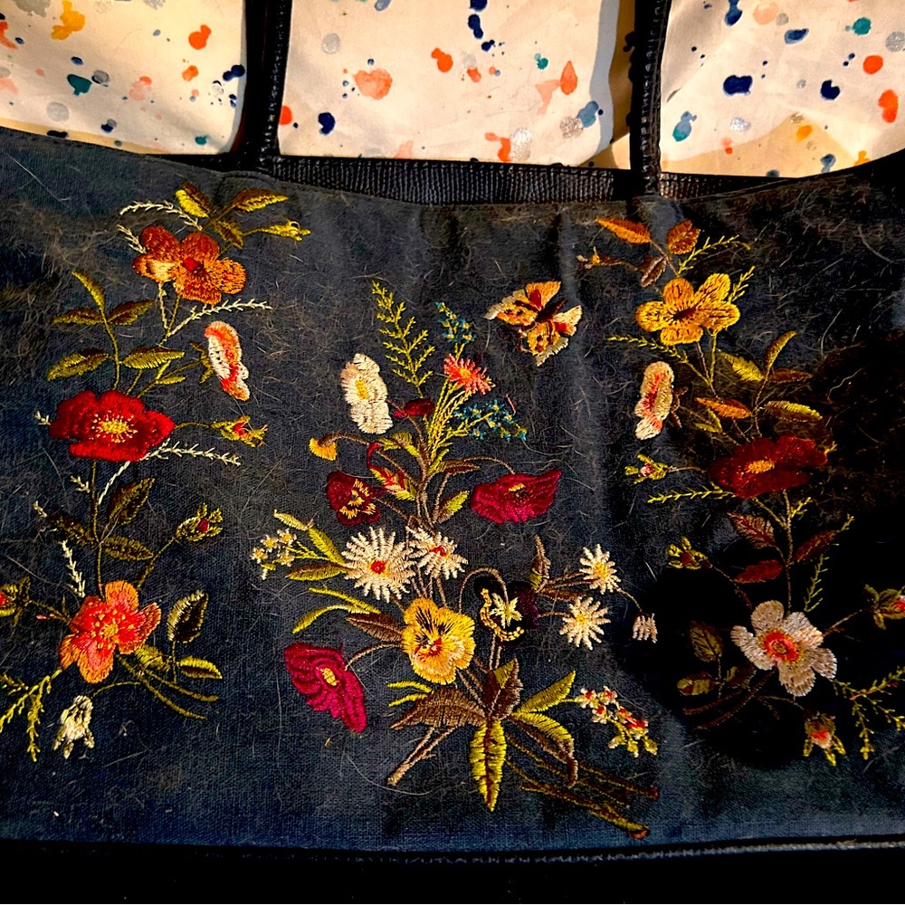 Bueno embroiled shoulder purse